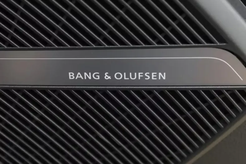 Audi Q5 din 2025 cu 22.300 km - oferta AUD192685 - foto 10