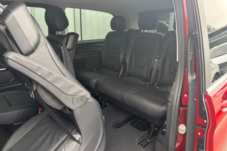 Mercedes-Benz V 220 (Clasa V) din 2024 cu 12.124 km - oferta MER192693 - foto 13