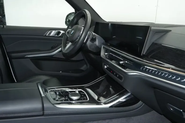 BMW X7 (Seria X) din 2025 cu 26.122 km - oferta BMW192698 - foto 6