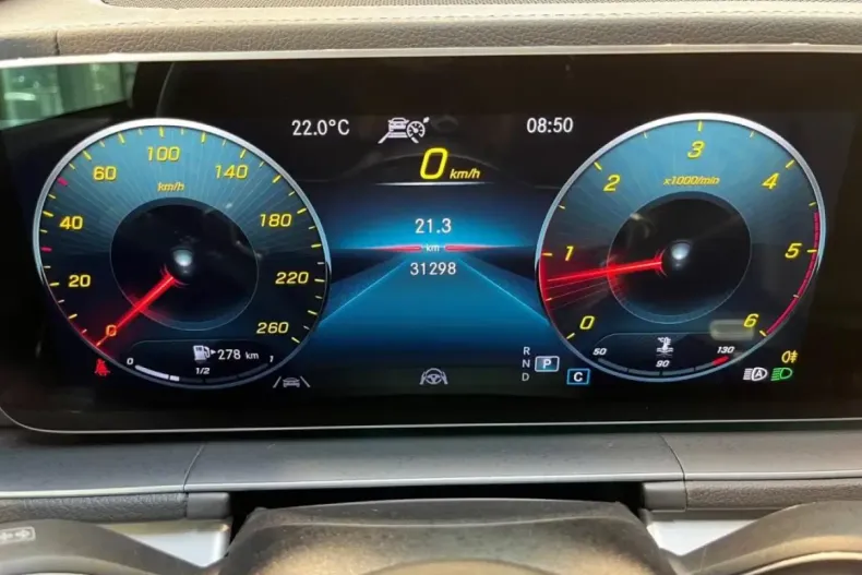 Mercedes-Benz GLE 400 (Clasa GLE) din 2023 cu 31.300 km - oferta MER192703 - foto 12