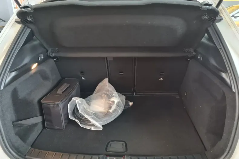 Mercedes-Benz GLA 250 (Clasa GLA) din 2021 cu 27.266 km - oferta MER192707 - foto 6