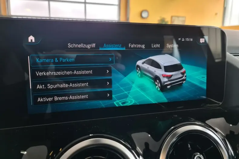 Mercedes-Benz GLA 250 (Clasa GLA) din 2021 cu 27.266 km - oferta MER192707 - foto 11