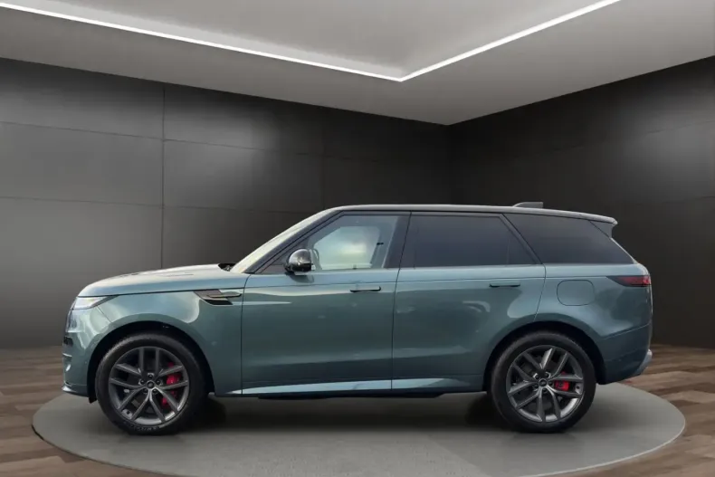 Land Rover Range Rover Sport din 2025 cu 8.295 km - oferta LAN192710 - foto 2