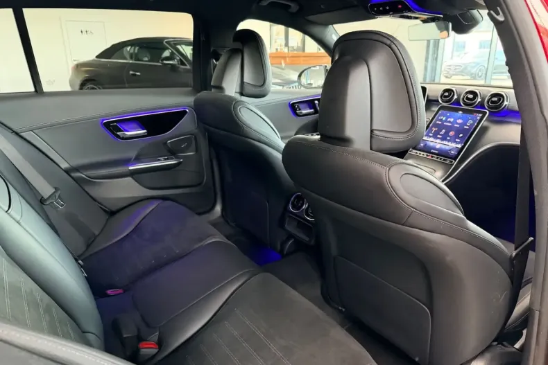 Mercedes-Benz C 180 (Clasa C) din 2024 cu 12.000 km - oferta MER192714 - foto 10