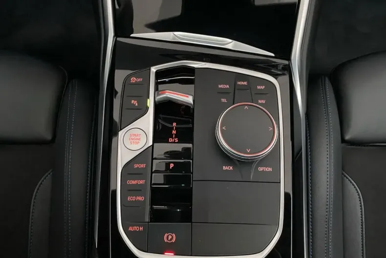 BMW 320 (Seria 3) din 2024 cu 69.700 km - oferta BMW192720 - foto 13