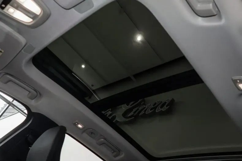 Volvo XC90 din 2025 cu 22.600 km - oferta VOL192735 - foto 6