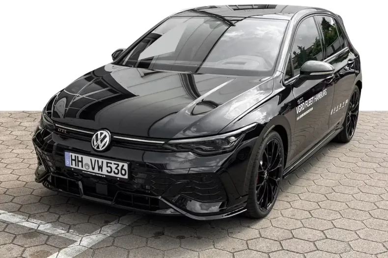 Volkswagen Golf din 2025 cu 17.600 km - oferta VOL192736 - foto 1