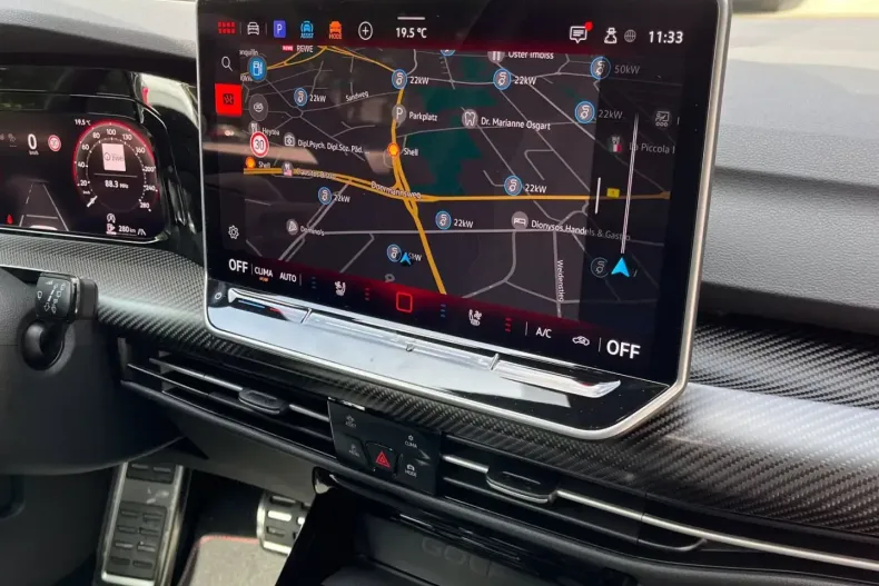 Volkswagen Golf din 2025 cu 17.600 km - oferta VOL192736 - foto 11