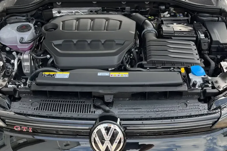 Volkswagen Golf din 2025 cu 17.600 km - oferta VOL192736 - foto 13