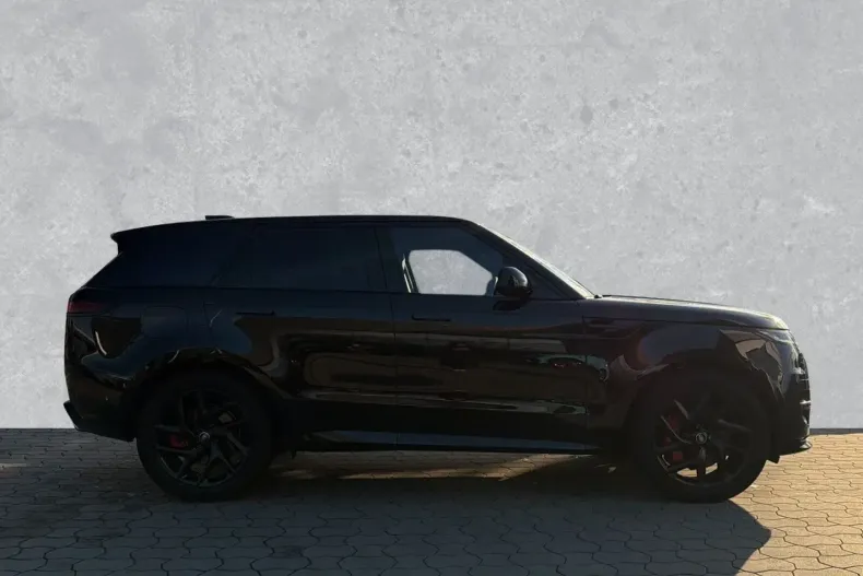 Land Rover Range Rover Sport din 2025 cu 19.511 km - oferta LAN192739 - foto 1
