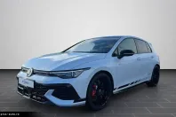 Volkswagen Golf din 2025 cu 5.200 km - oferta VOL192744 - foto 1