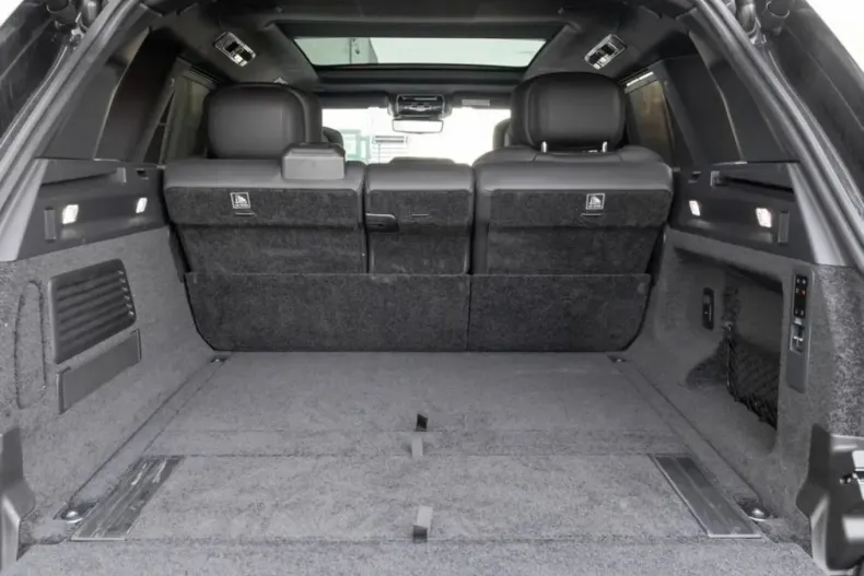 Land Rover Range Rover din 2025 cu 27.829 km - oferta LAN192747 - foto 14