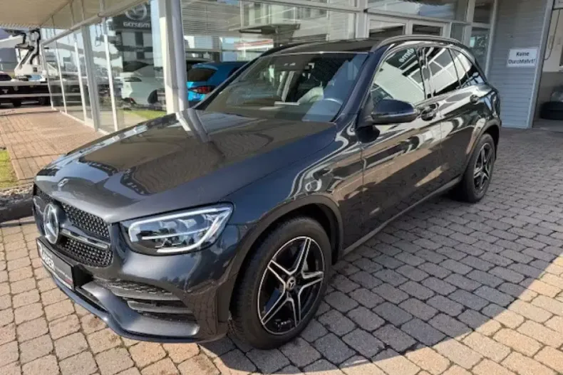 Mercedes-Benz GLC 200 (Clasa GLC) din 2022 cu 61.180 km - oferta MER192748 - foto 1