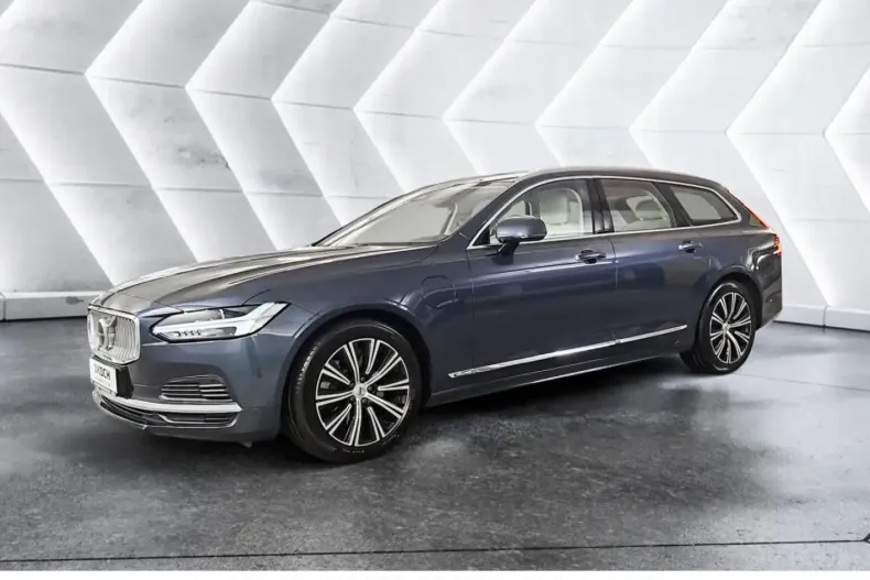 Volvo V90 din 2021 cu 70.437 km - oferta VOL192753 - foto 1