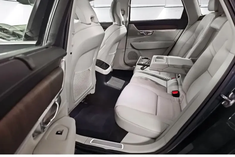 Volvo V90 din 2021 cu 70.437 km - oferta VOL192753 - foto 6