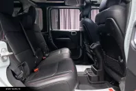 Jeep Wrangler din 2024 cu 44.190 km - oferta JEE192757 - foto 31