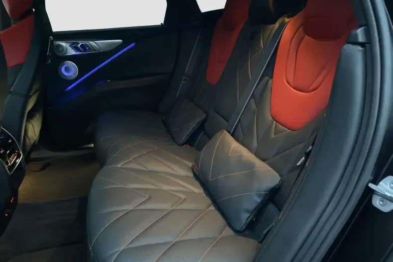 BMW XM (Seria X) din 2024 cu 16.300 km - oferta BMW192760 - foto 14