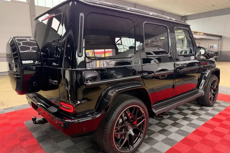Mercedes-Benz G 63 AMG (Clasa G) din 2025 cu 5.000 km - oferta MER192775 - foto 3