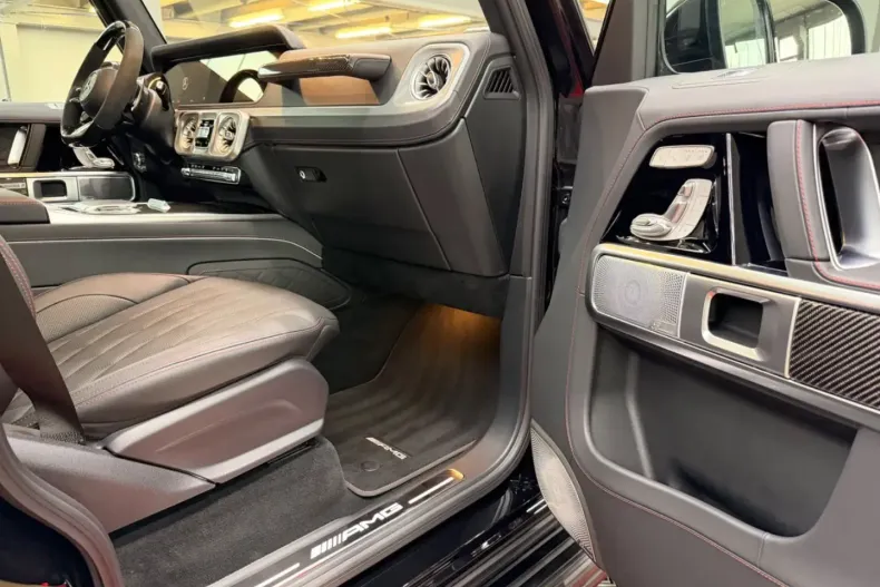 Mercedes-Benz G 63 AMG (Clasa G) din 2025 cu 5.000 km - oferta MER192775 - foto 9