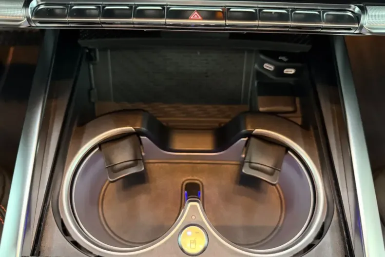 Mercedes-Benz G 63 AMG (Clasa G) din 2025 cu 5.000 km - oferta MER192775 - foto 22