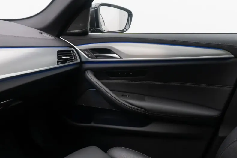 BMW 540 (Seria 5) din 2022 cu 65.532 km - oferta BMW192780 - foto 35