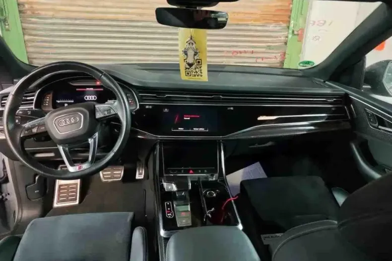 Audi Q8 din 2022 cu 24.162 km - oferta AUD192786 - foto 1