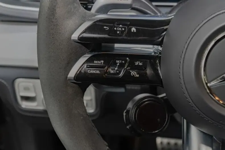 Mercedes-Benz GLE 63 AMG (Clasa GLE) din 2024 cu 41.050 km - oferta MER192789 - foto 15