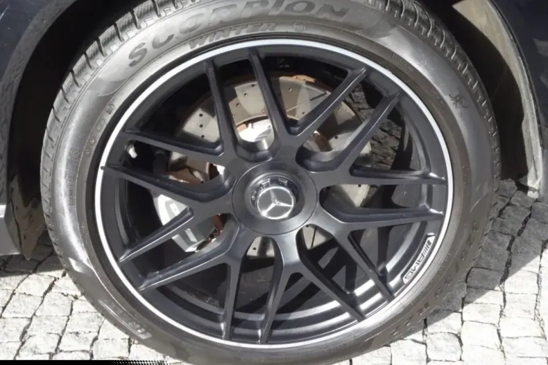 Mercedes-Benz GLE 53 AMG (Clasa GLE) din 2024 cu 41.800 km - oferta MER192790 - foto 2