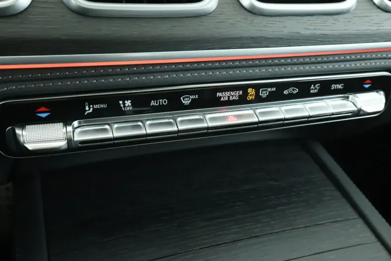 Mercedes-Benz GLE 63 AMG (Clasa GLE) din 2022 cu 52.021 km - oferta MER192792 - foto 14