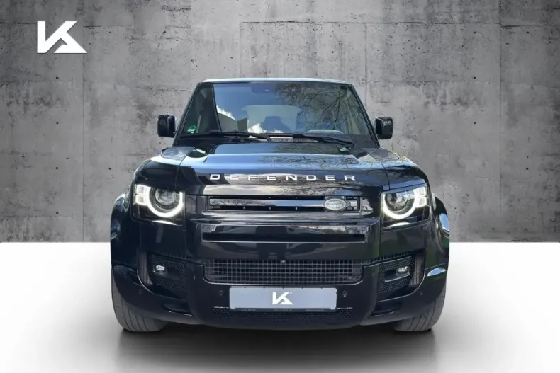 Land Rover Defender din 2024 cu 39.990 km - oferta LAN192794 - foto 1