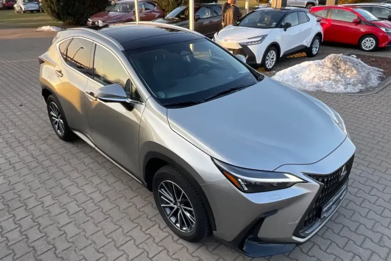 Lexus NX 350h din 2024 cu 15.562 km - oferta LEX192798 - foto 1