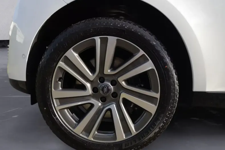 Land Rover Range Rover din 2025 cu 3.000 km - oferta LAN192801 - foto 6