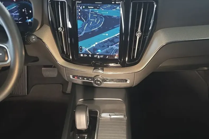 Volvo XC60 din 2024 cu 17.408 km - oferta VOL192804 - foto 10