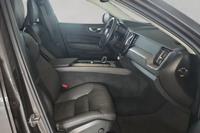 Volvo XC60 din 2024 cu 17.408 km - oferta VOL192804 - foto 14