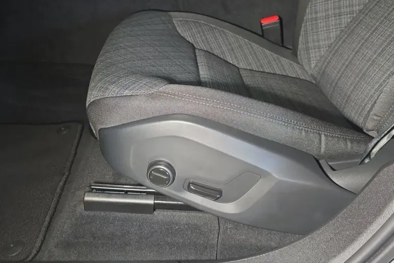 Volvo XC60 din 2024 cu 11.159 km - oferta VOL192805 - foto 17