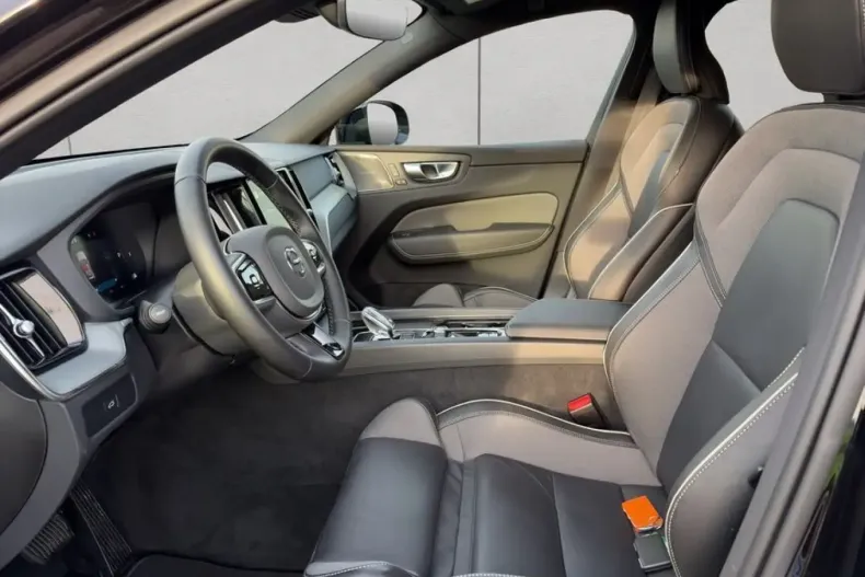 Volvo XC60 din 2024 cu 21.154 km - oferta VOL192807 - foto 9