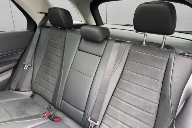 Mercedes-Benz GLE 350 (Clasa GLE) din 2022 cu 49.850 km - oferta MER192808 - foto 17