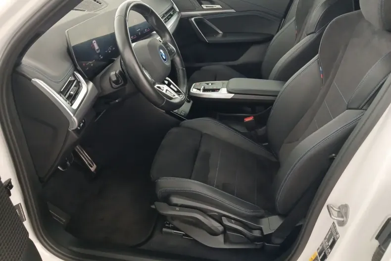 BMW iX1 (Seria X) din 2023 cu 11.234 km - oferta BMW192815 - foto 7