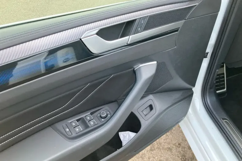 Volkswagen Arteon din 2024 cu 26.660 km - oferta VOL192819 - foto 13