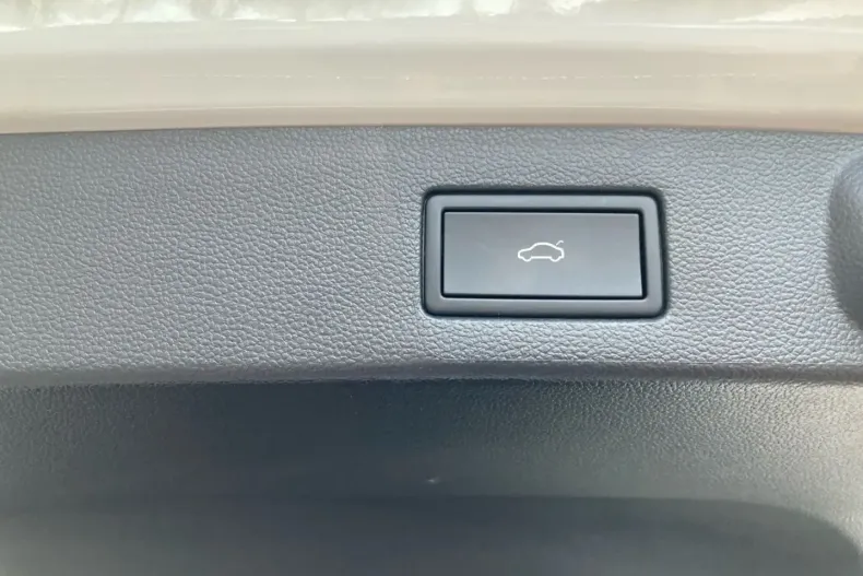 Volkswagen Arteon din 2024 cu 26.660 km - oferta VOL192819 - foto 17