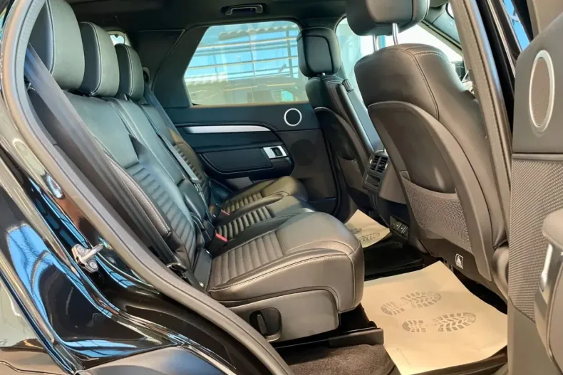 Land Rover Discovery din 2023 cu 49.010 km - oferta LAN192820 - foto 13