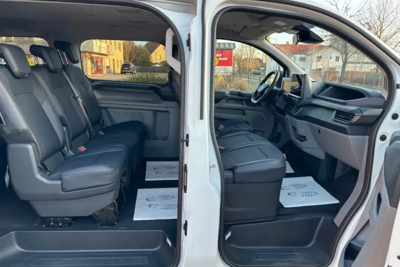 Ford Transit Custom din 2024 cu 15.500 km - oferta FOR192824 - foto 9