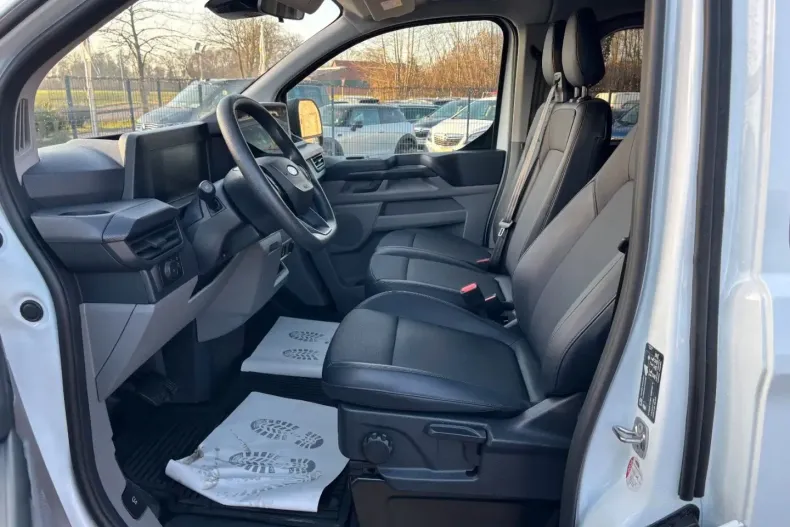 Ford Transit Custom din 2024 cu 15.500 km - oferta FOR192824 - foto 12