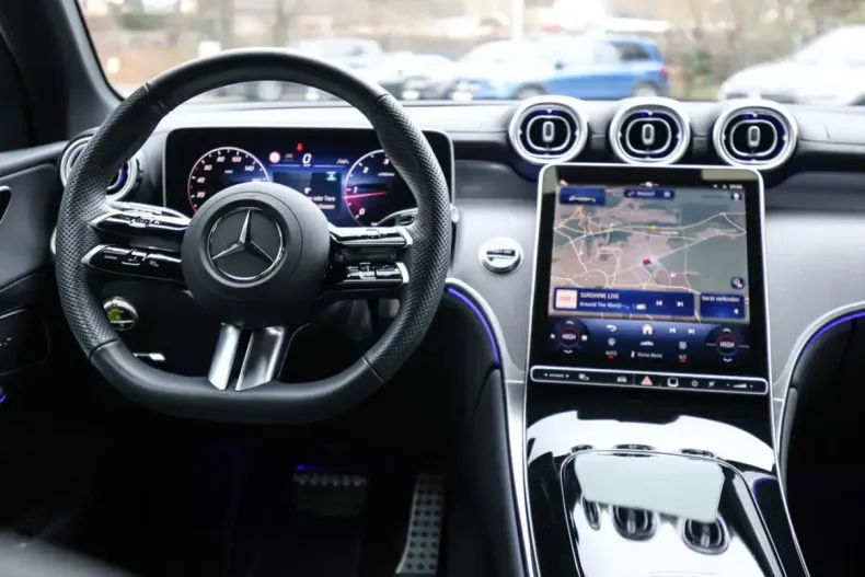 Mercedes-Benz GLC 220 (Clasa GLC) din 2025 cu 8.300 km - oferta MER192828 - foto 5