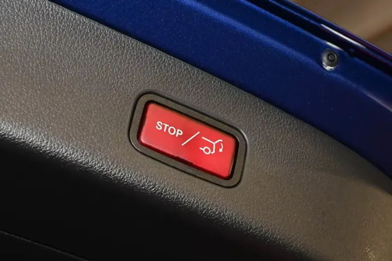 Mercedes-Benz GLC 300 (Clasa GLC) din 2025 cu 7.400 km - oferta MER192832 - foto 20