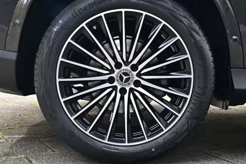 Mercedes-Benz GLC 220 (Clasa GLC) din 2025 cu 14.700 km - oferta MER192834 - foto 3