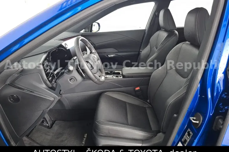 Lexus RX 350 din 2024 cu 37.652 km - oferta LEX192837 - foto 8