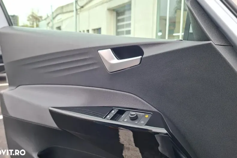 Volkswagen ID.3 din 2023 cu 47.000 km - oferta VOL192839 - foto 11