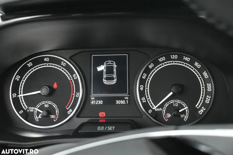 Skoda Fabia din 2023 cu 41.230 km - oferta SKO192846 - foto 4
