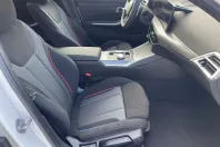 BMW 320d (Seria 3) din 2025 cu 199 km - oferta BMW192852 - foto 8